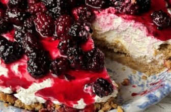 BLACKBERRY CHEESECAKE – The Southern Woman Cooks
