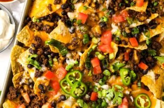 Straightforward Tacky Nachos Recipe – Spend With Pennies