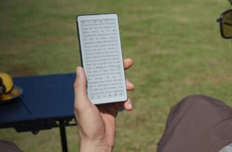 The subsequent huge Kindle rival has a key function that’s lacking from Amazon’s iconic e-reader